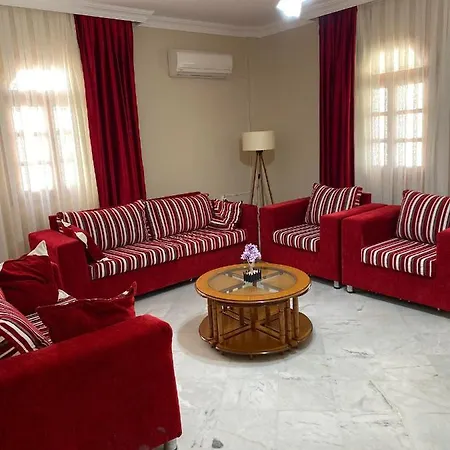 Huzur Guenluek Evleri 2+1 ダッチャ